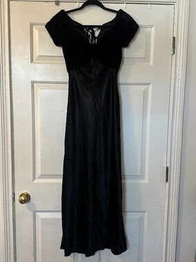 Vintage Made in USA Midnight Glo Formal Dress Women's 10 Velvet Satin Black Long